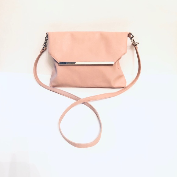 Nine West Handbags - 💋FINAL PRICE DROP💋Nine West | Crossbody